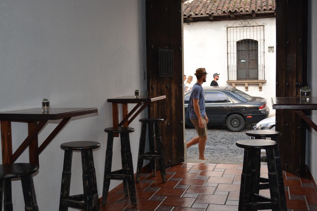 Luna Maya Hostel & Wellness Antigua Exterior foto